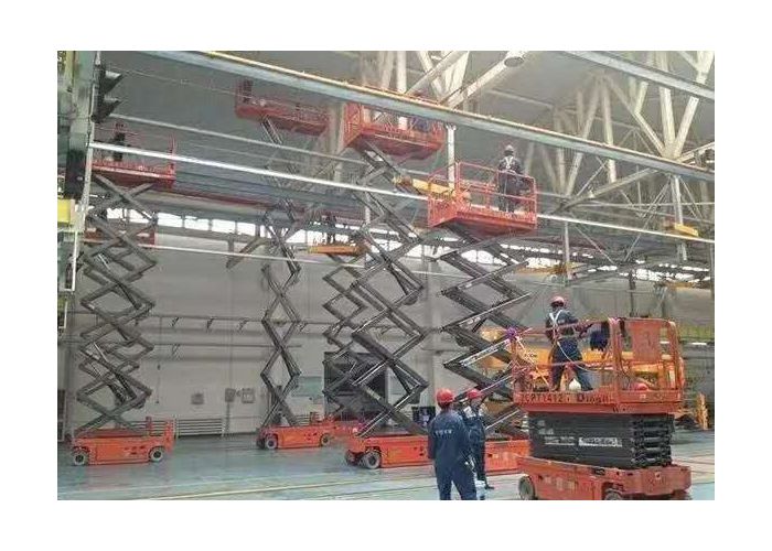 剪叉式升降平臺(tái)